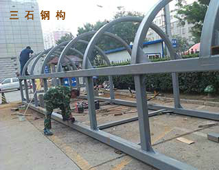 弧形鋼結構電梯井